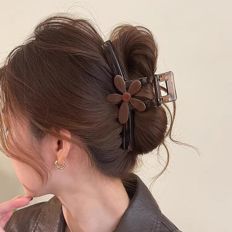 Pince à cheveux fleurie marron J48-1-13cm