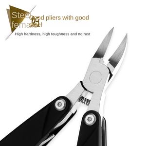 Dispositif pliant unique Ciseaux à ongles multifonctions et pince à incrustation d'ongles <span class=keywords><strong>pour</strong></span> pédicure <span class=keywords><strong>pour</strong></span> une utilisation de beauté <span class=keywords><strong>pour</strong></span> les doigts - Product Image 3