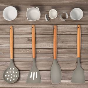 Ensemble d'outils <span class=keywords><strong>de</strong></span> <span class=keywords><strong>cuisine</strong></span> <span class=keywords><strong>de</strong></span> vente chaude 10 pièces avec manche en bois et spatule <span class=keywords><strong>de</strong></span> cuillère <span class=keywords><strong>de</strong></span> cuisson en silicone ensemble d'<span class=keywords><strong>ustensiles</strong></span> <span class=keywords><strong>de</strong></span> <span class=keywords><strong>cuisine</strong></span> <span class=keywords><strong>de</strong></span> haute qualité - Product Image 3