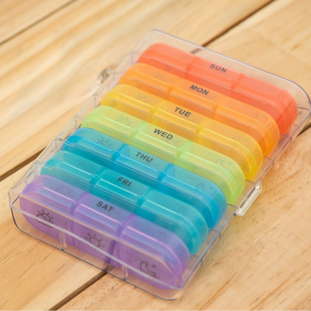 Modello colorato scatola bianca