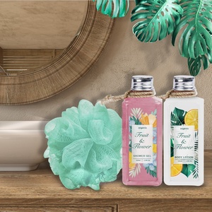 Vente en gros de soins de beauté et corporels de luxe lotion corporelle aux fruits soins éclaircissant et blanchissant kit de bain et gel douche <span class=keywords><strong>coffret</strong></span> cadeau en boîte - Product Image 3