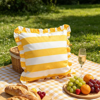Housse de coussin d'extérieur imperméable à volants, résistante à la décoloration, à rayures, avec bord festonné, protection UV, toutes saisons, pour jardin et patio