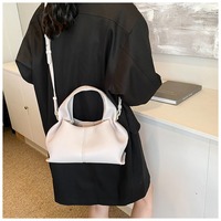 Nouveau Sac à Bandoulière Unique 2026 pour Femme – Sac Nuage Polyvalent de Haute Qualité avec Doublure en Polyester – Sac Dumpling – Sac à Main