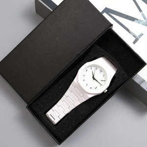 Orologio al Quarzo Minimalista Nero per Uomo e Donna, Design alla Moda, Movimento al Quarzo, Vendita Calda in Medio Oriente - Product Image 2