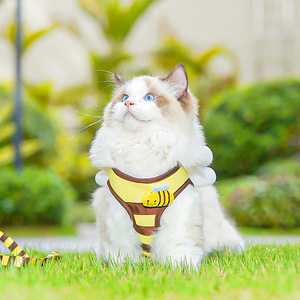 Arnés Antiescape para Mascotas Pequeñas, Chaleco para Gatos, Perros, Gatitos y Cachorros, Ajustable, Cómodo, para Caminar al Aire Libre, Material de Poliéster Británico - Product Image 1