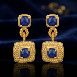 Boucles d'oreilles tendance en laiton faites à la main avec pierres précieuses, style Huggie, en pierre de Lapis, plaqué or 24 carats, pour femme - Product Image 4