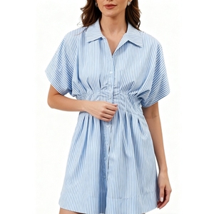 เดรสเชิ้ตผู้หญิงแขนสั้นลายทางติดกระดุมจีบแฟชั่น - Product Image 1