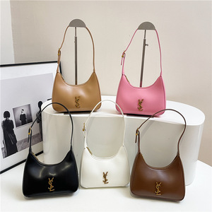 Bolso de Hombro Personalizado para Mujer, Estilo Moderno, Primavera 2026, Nuevo Estilo Simple Retro, Combinable con Todo, Diseño de Media Luna, Cierre de Cremallera, Poliéster - Product Image 4