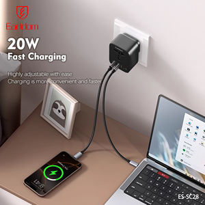 EARLDOM Adaptateur de Voyage Universel 4-en-1 (AC + 2 USB-C + USB) 20W, Prise de Voyage UK pour Utilisation Mondiale avec 3 Ports USB - Product Image 3