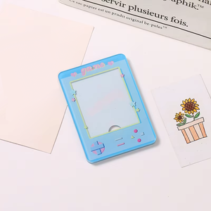 ที่ใส่บัตรแบบตั้งโต๊ะขนาดเล็ก รุ่นใหม่ พร้อมพวงกุญแจ ป้องกันการ์ด - Product Image 5