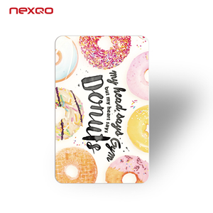 Prix d'usine Salon en plastique personnalisé/adhésion/carte-cadeau avec <span class=keywords><strong>code</strong></span> à barres/<span class=keywords><strong>code</strong></span> <span class=keywords><strong>QR</strong></span> carte de fidélité en PVC - Product Image 2