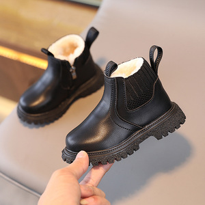 <span class=keywords><strong>Botas</strong></span> cortas de moda para niños de felpa de <span class=keywords><strong>invierno</strong></span>, zapatos informales laterales para niños, <span class=keywords><strong>botas</strong></span> cálidas de suela blanda para niñas - Product Image 3