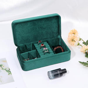 Wholesale <b>Mini</b> Travel Jewelry <b>Box</b> Velvet Antique Jewelry Necklace Ring <b>Storage</b> <b>Box</b> - Product Image 3