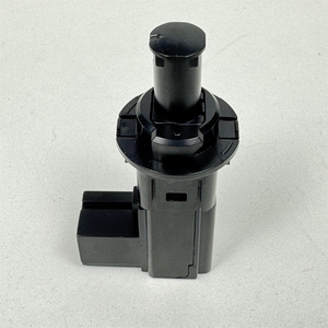 Interruptor de Luz de Freno 68078700AB 68078700AE, Sensor de Interruptor de Luz de Parada Compatible con 1500 2500 3500 4500 5500 - Product Image 2