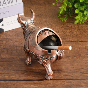 Cenicero ecológico de <span class=keywords><strong>vaca</strong></span> de la suerte moderno con tapa para decoración antimoscas de sala de estar - Product Image 3