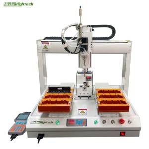 Robot de vissage automatique multi-têtes de bureau pour le serrage et le vissage de vis - Product Image 3