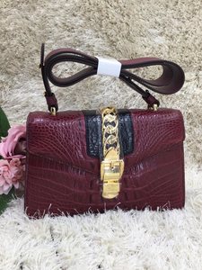 Sac à rabat en cuir de crocodile noir pour femme avec bandoulière à boucle chaîne dorée, élégant sac à main bandoulière - Product Image 2