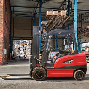 Carretilla elevadora barata 4x4 WD de 2,5 toneladas, carretilla elevadora hidráulica para construcción, carretilla elevadora eléctrica todo terreno con motor EPA - Product Image 3