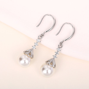 Eleganti Orecchini Pendenti Lunghi Simil-Perla per Donne, Orecchini Classici a Goccia per Uso Quotidiano e Feste, Gioielli alla Moda - Product Image 3