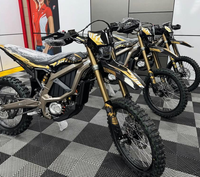 Großhandel 2026 Surron Ultra Bee 24,5KW Spitzenleistung Elektro-Dirtbike 74V 60Ah Hochgeschwindigkeits-Offroad-Elektromotorrad für Erwachsene