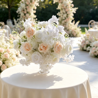 Vente en gros de fleurs artificielles élégantes de couleur champagne, centres de table blancs, boule de fleurs de table, rose, décoration de table principale, fournitures de décoration de mariage