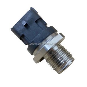 Sensore di Pressione Common Rail per Iniezione Carburante di Alta Qualità 0281002937 Compatibile con <span class=keywords><strong>Ford</strong></span>, MAN, Renault - Product Image 1