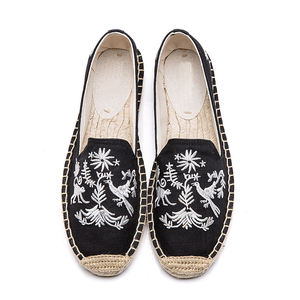 Tacvasecin — Espadrilles plates femmes, chaussures mocassins à enfiler, Espadrilles authentiques et originales faites à la main - Product Image 4