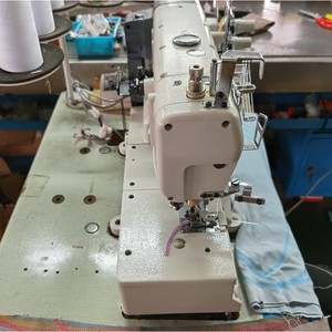 BT-858D Interlock Flatlock Sewing Machine Industrial Triple Needle 5 Thread Flat Industrial Automatic <b>Led</b> Light Work - Product Image 3