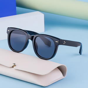 Lunettes de soleil pour homme ZS-98137, monture PC, protection UV400, verres bleus dégradés, style sport extérieur, avec étui - Product Image 2