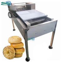 Machine industrielle automatique à faire bouillir les bagels, bouilloire à bagels haute capacité 5000 pièces/heure, machine à faire bouillir l'eau au miel avec vitesse réglable