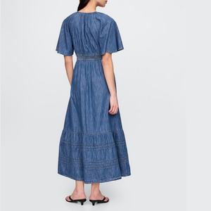 Vestido Maxi Vaquero Casual de Verano con Volantes y Botones Delanteros, Diseño Personalizado por el Fabricante - Product Image 2