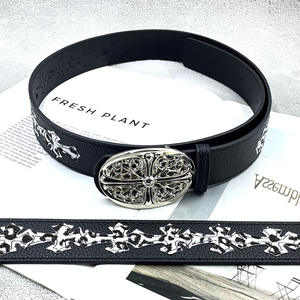 <span class=keywords><strong>Cintura</strong></span> Stile Punk Yonger Factory CH con Fibbia in Metallo e Cinturino con Spada a Croce in <span class=keywords><strong>Pelle</strong></span> <span class=keywords><strong>Nera</strong></span> o Bianca - Product Image 5