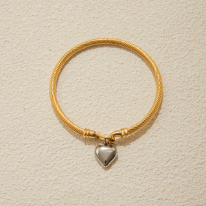 Pulsera con colgante de corazón de dos tonos de moda J & D para mujer, cierre de herradura chapado en oro de 18 quilates, joyería fina minimalista suave brillante - Product Image 5