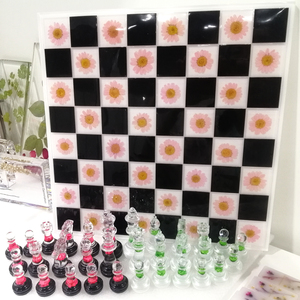 कारखाने हस्तनिर्मित वास्तविक कीट रेसिन चेसबोर्ड क्रिस्टल एक्रिलिक लक्जरी बोर्ड शतरंज के टुकड़े खेल सेट - Product Image 1