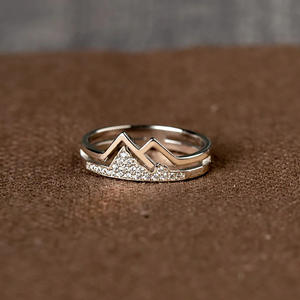 Bague géométrique montagne Q606 en argent 925 avec pavé de cristaux et strass, alliance de fiançailles unisexe, bijoux fins - Product Image 6