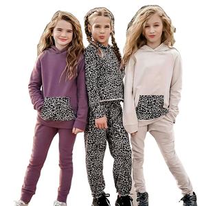 Nuovi Arrivi Moda Famiglia Set Coordinato Abbigliamento Invernale per Sorelle Bambine con Felpa con Cappuccio Outfit Coordinati Mamma e Figlia - Product Image 1
