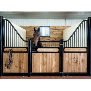 Panneaux d'écurie pour chevaux <span class=keywords><strong>de</strong></span> qualité supérieure, design bas, stalles modulaires préfabriqués en acier, longue durée <span class=keywords><strong>de</strong></span> vie, faible entretien, solution d'écurie - Product Image 3