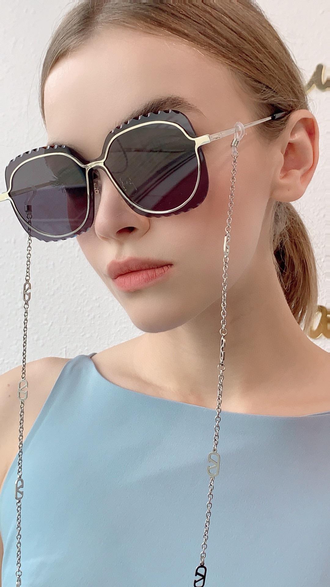 Sunglasses Female tide 2023 New Summer Korean Fashion All-match Driving Decorative Sunglasses