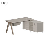 Escritorio Modular LIYU para 4 Personas con Separación Curva, Almacenamiento Central, Superficie de Madera y Pantalla de Tela