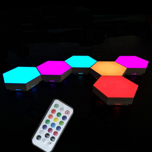 ไฟ LED ควอนตัมรูปหกเหลี่ยมแบบเชื่อมต่อ WiFi ควบคุมด้วยเสียง แสง RGB สร้างบรรยากาศ สำหรับห้องเล่นเกม ตกแต่งผนังบ้าน DIY - Product Image 1