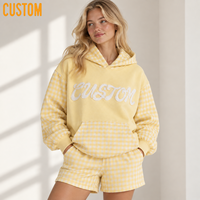 Ensemble décontracté pour femme : sweat à capuche et short à imprimé vichy, broderies, appliqués, patchwork, surpiqûres, poignets et ourlets côtelés, poches kangourou