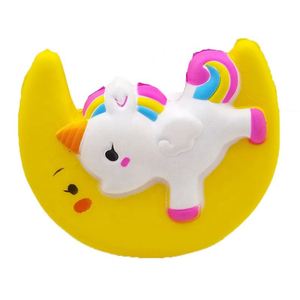 Juguete Blandito de Unicornio Lunar al por Mayor para Niños de 5 a 7 Años, Juguete Antiestrés de Espuma de PU de Levantamiento Lento con Forma de Caballo Volador - Product Image 2