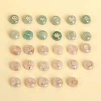 Breloque en forme d'animal mignon et de lune, double face, 8 mm, avec motif estampé en émail doré, en coquillage d'eau douce, quartz rose, améthyste, cristal naturel et pierre de jade