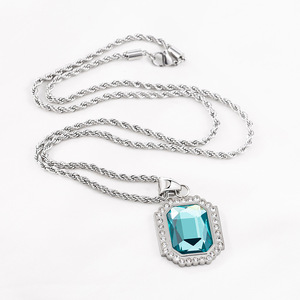 Collier pendentif en chaîne à maillons en acier inoxydable avec pierre précieuse bleue sertie pavé, design géométrique, bijoux de mode unisexe - Product Image 4