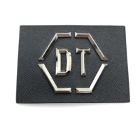 Étiquettes de jeans en cuir gaufré personnalisées de haute qualité marque logo en métal patchs en cuir pour vêtements