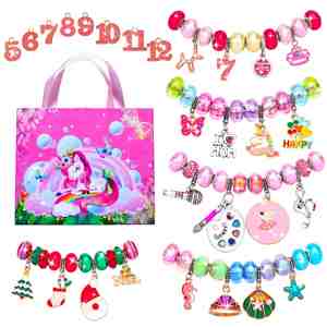 Colección 2025: Pulsera de dijes bonitos de plástico DIY educativa para niños, temática de fantasía y ciencia ficción, antideslustre, para mayores de 3 años - Product Image 1