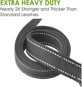 Correa de Nailon Sólida Reflectante para Perro con <span class=keywords><strong>2</strong></span> Asas, Diseño Moderno para un Control Extra - Asa Acolchada para Tráfico para Perros Medianos a Grandes - Product Image 4