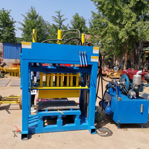 Máquina para Fabricar Bloques <span class=keywords><strong>de</strong></span> Hormigón a Bajo <span class=keywords><strong>Precio</strong></span>, Accionada por Motor Diésel, Produce Ladrillos <span class=keywords><strong>Huecos</strong></span> <span class=keywords><strong>de</strong></span> 400-150-200 mm <span class=keywords><strong>de</strong></span> Largo, Ancho y Alto, con 3 Orificios - Product Image 3
