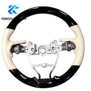 Volant de voiture en cuir personnalisé en fibre de carbone forgée pour <span class=keywords><strong>Toyota</strong></span> RAV4 XA40 Rongfang 2013-2018 Corolla Camry Highlander - Product Image 4