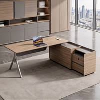 Bureau de direction moderne avec armoire latérale, table de direction en forme de L pour le bureau